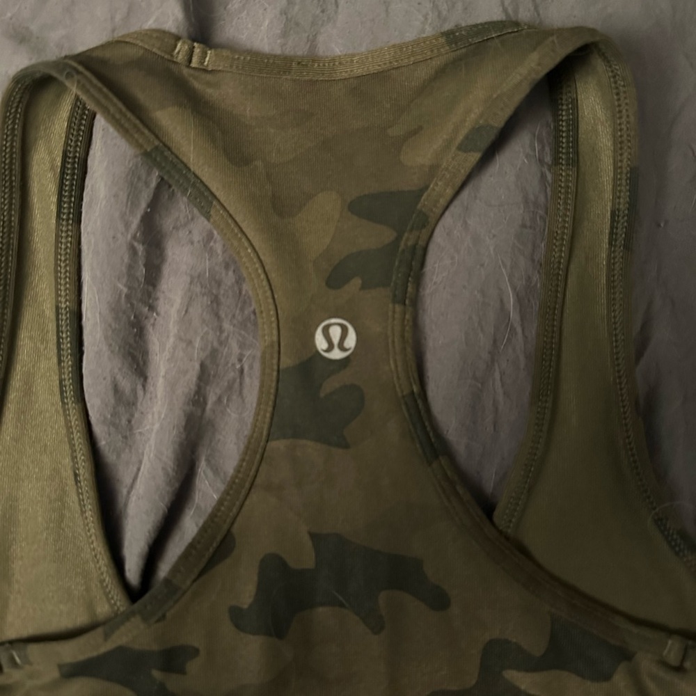 Lululemon Tank - Picture 2 of 3